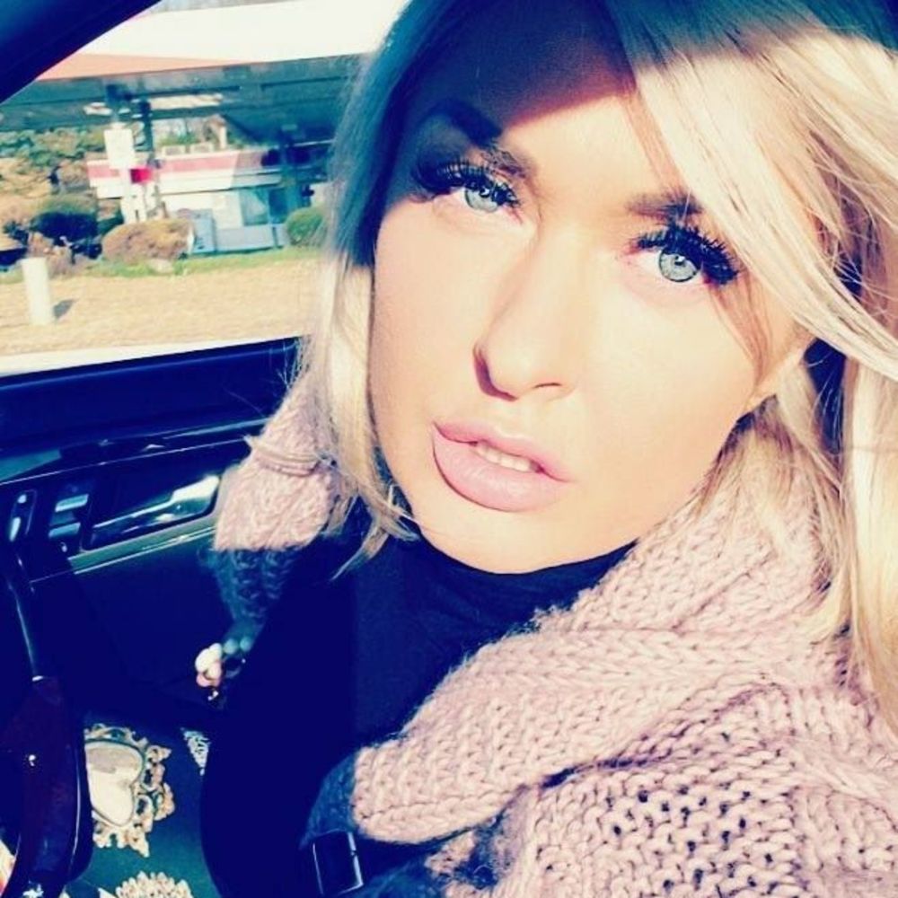 Meet your Posher, Maria